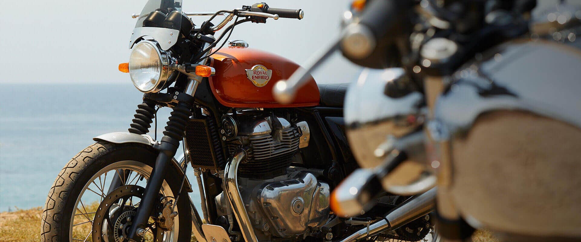 Int650 Colors Specifications Reviews Gallery Royal Enfield 8317