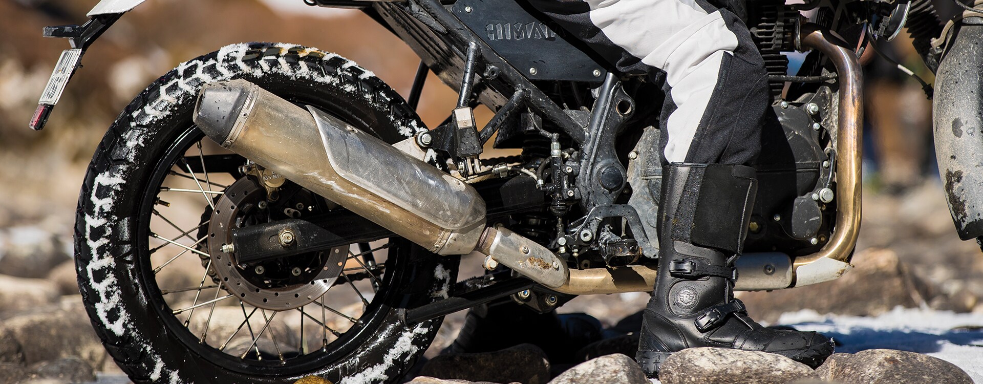 royal enfield himalayan riding gear