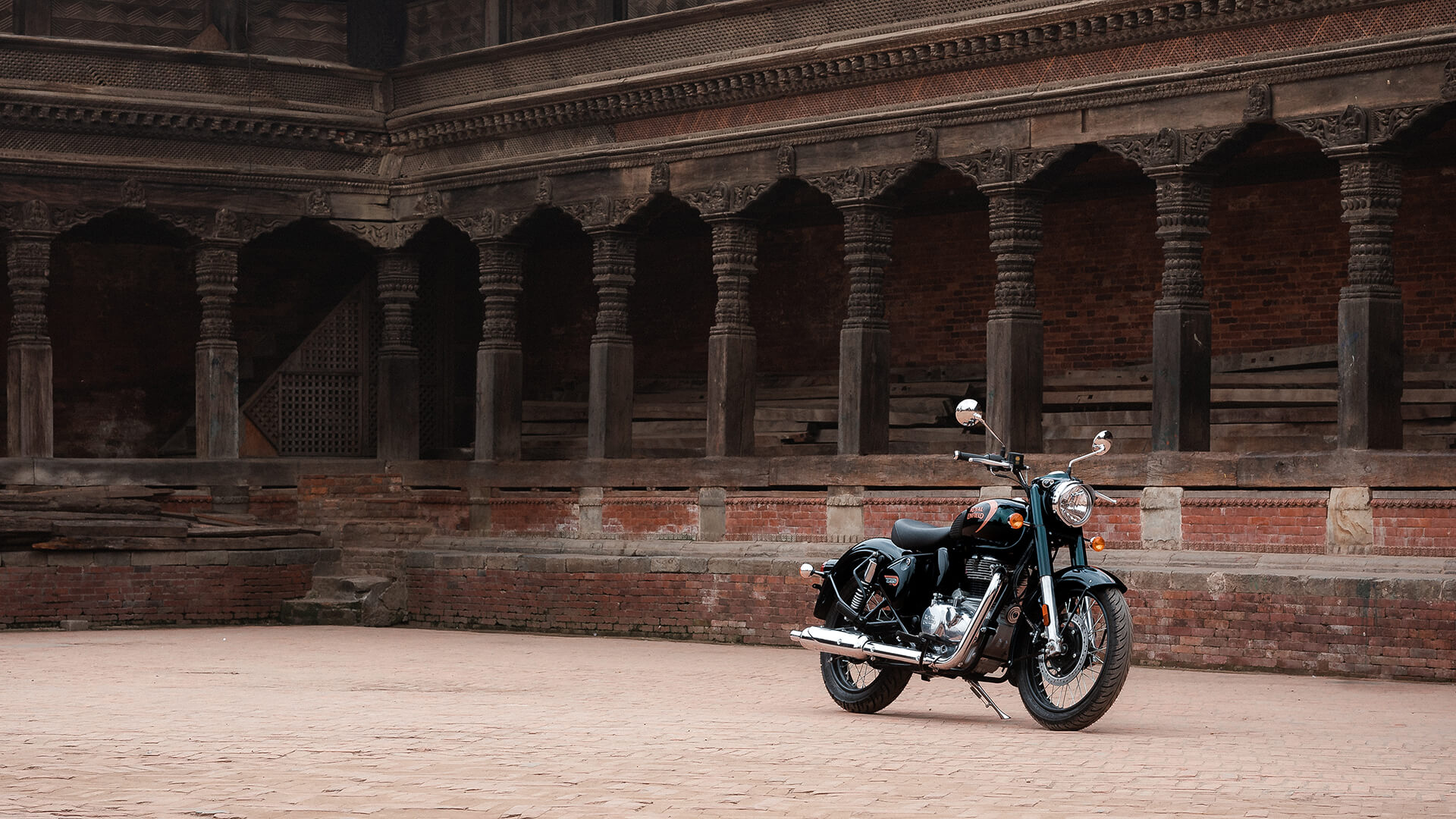 Royal Enfield Classic 350 Price Weight Mileage And Colours In Nepal Royal Enfield 4889